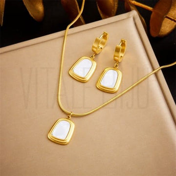 WHITE STONE GOLD JEWELRY SET