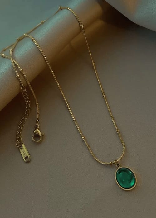 EMERALD DROP PENDANT NECKLACE