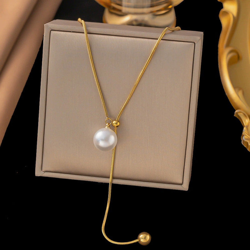 PEARL HALO PENDANT NECKLACE